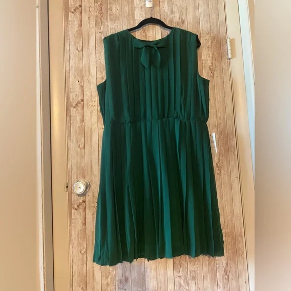 modcloth emerald green dress ModCloth